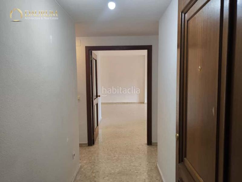 Foto a29abcaf-c345-4177-9286-b6547aca318e. Pis amb aparcament piscina a Urbadiez - Entrepuentes Sevilla