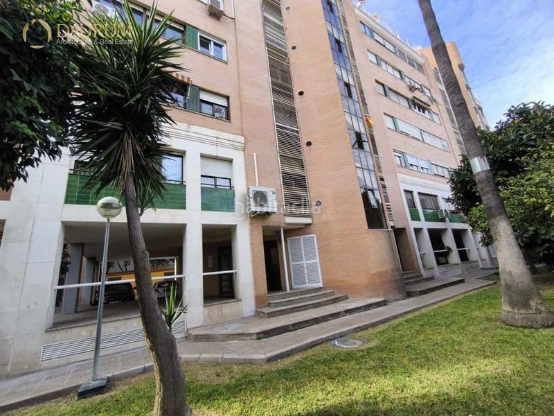 Foto aa7fce8c-ed64-426b-8ca6-983cf9f92d0a. Pis amb aparcament piscina a Urbadiez - Entrepuentes Sevilla