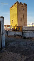 Haus  Torre. Amplia casa familiar en la algaba