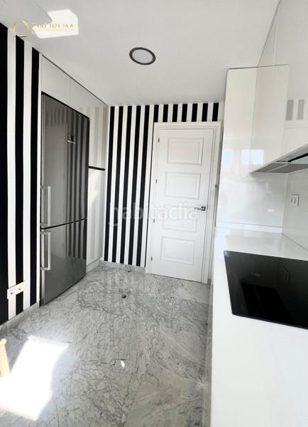 Foto c4870a16-0773-4923-8172-921136fa2e9c. Flat with parking in La Calzada - La Florida Sevilla