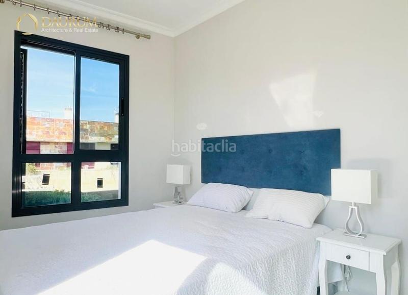 Foto e02d6869-b139-47a9-acd9-51e398f4ebae. Flat with parking in La Calzada - La Florida Sevilla