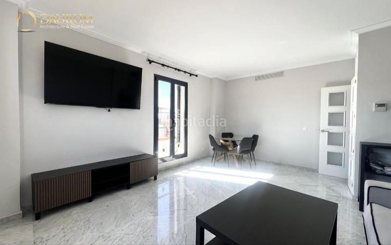 Foto e1cdd977-cb96-4ed0-99c7-7ba6dd55051e. Flat with parking in La Calzada - La Florida Sevilla