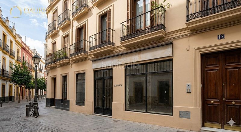 Foto e1a10fe7-166e-46f0-851f-f970946c7478. Edifici a San Gil Sevilla