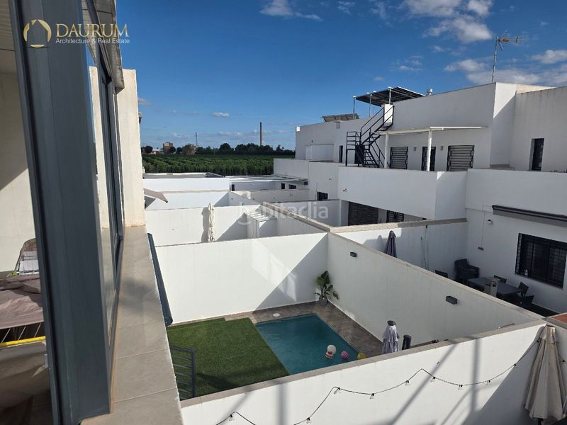 Foto 4f05917e-91de-43ba-be13-e512e03bdac1. Casa adossada amb calefacció aparcament piscina a San Jose de la Rinconada