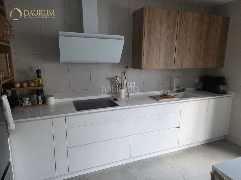 Foto cf8d3248-4e84-4321-9e44-0f245ba0c16a. Casa adossada amb calefacció aparcament piscina a San Jose de la Rinconada