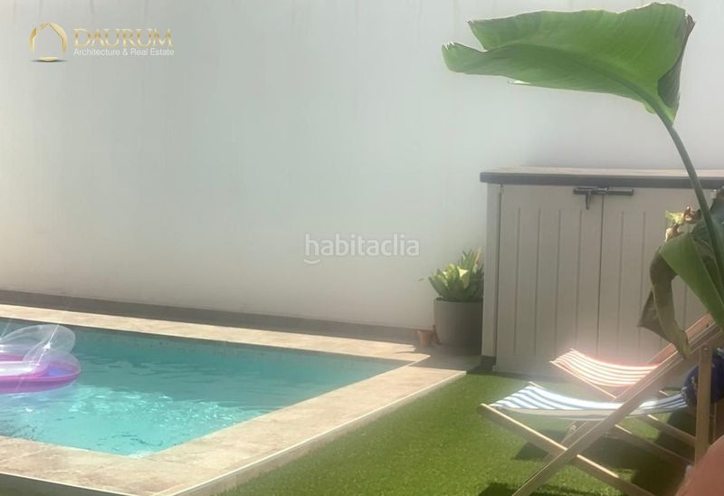 Foto e10998f9-9482-40c3-b843-0ef778d2f838. Casa adossada amb calefacció aparcament piscina a San Jose de la Rinconada