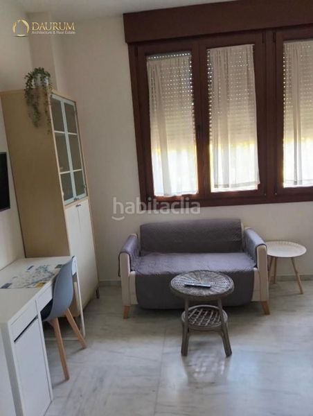 Foto 4ee538d1-0d90-4497-a7a7-4f07bb9cc1d0. Apartament amb calefacció aparcament piscina a Parque Alcosa Sevilla