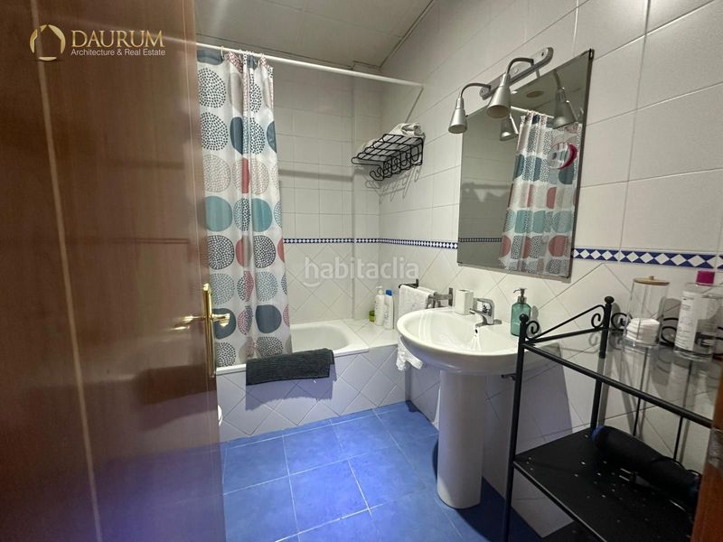 Foto 8935c32d-98f5-425c-b712-d4adf4d34987. Apartament amb calefacció aparcament piscina a Parque Alcosa Sevilla