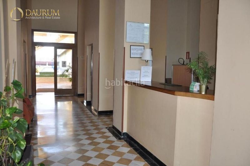 Foto c8c89278-f20a-4215-accc-d638d0c7868e. Apartament amb calefacció aparcament piscina a Parque Alcosa Sevilla