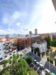 Pis  Calle céfiro. Gran terraza, asensor, y garaje, este piso lo tiene todo