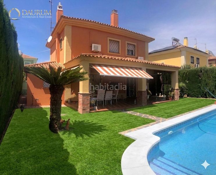 Foto f04d186a-6e6f-4271-b37d-8960f1bba107. Xalet amb calefacció aparcament piscina a Olivar de Quintos Montequinto
