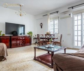 Chalet  Vasco de gama. Espectacular adosado en la plata sevilla