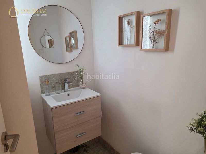 Foto e2c4e98c-8f75-4ab1-b383-8388d9f52ec4. Pis amb calefacció a Los Remedios Sevilla