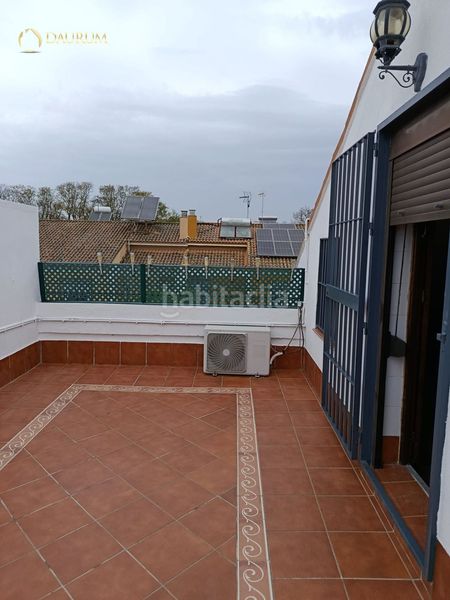 Foto a69d9b26-7101-4bb7-b2c3-92bb01869dce. Casa adossada amb calefacció aparcament a colores - entreparques Sevilla