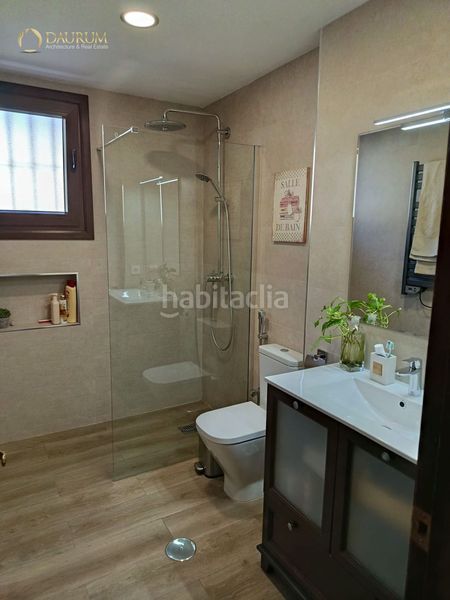 Foto e2820b2e-8032-4339-b5ee-7eb999721983. Casa adossada amb calefacció aparcament a colores - entreparques Sevilla