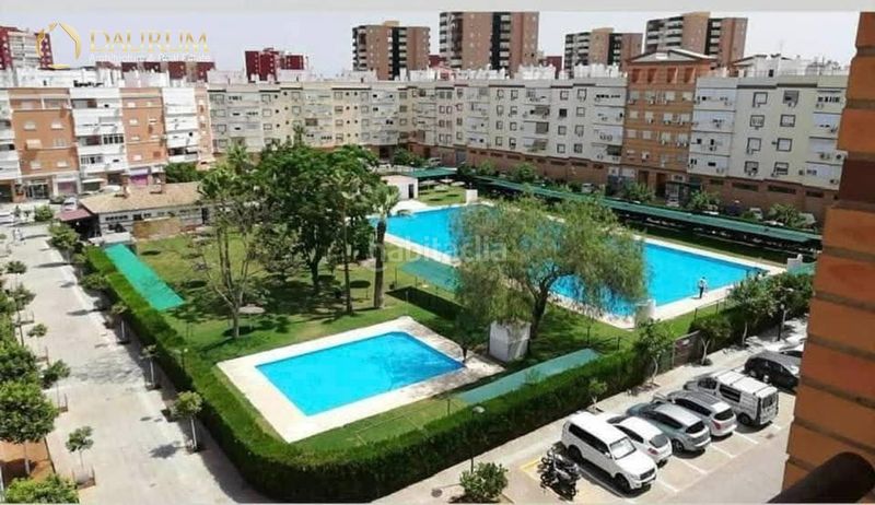 Foto dc233281-1002-4382-bb2e-b225be4a19b0. Pis amb calefacció aparcament piscina a Avenida de Europa Montequinto