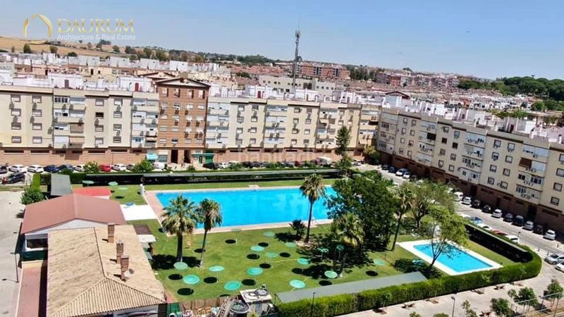 Foto dcf844bc-b894-4f64-b1d0-867c015337ca. Pis amb calefacció aparcament piscina a Avenida de Europa Montequinto