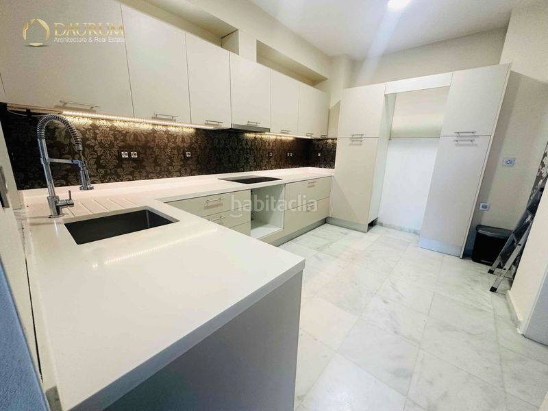 Foto 4b748d4f-d3d2-4462-9193-89c6e1c19a14. Casa a La Buhaira Sevilla