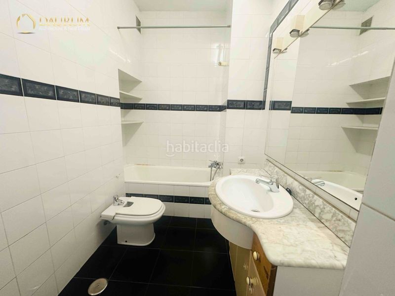 Foto bd5f07db-cc24-4c6c-a9e1-2691202738cb. Casa a La Buhaira Sevilla