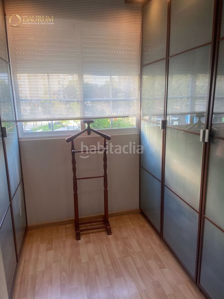 Foto 4445eb04-a3d0-4edf-8f02-f60279e0fd3d. Pis amb calefacció aparcament a Triana Oeste Sevilla