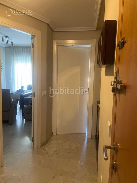 Foto f143c1e3-16ca-4948-a61f-2e4560efab69. Pis amb calefacció aparcament a Triana Oeste Sevilla