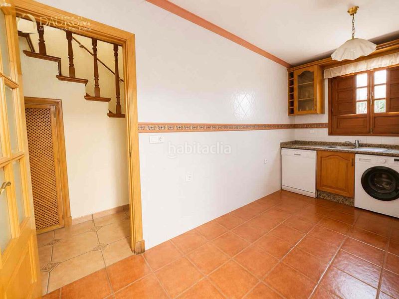 Foto 9246d5b9-02d5-40a3-947d-0ff83d6b0749. Casa amb calefacció aparcament a Avenida Juan Diego Bormujos