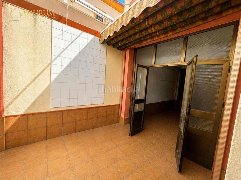 Foto b9ab7e26-b989-4ae7-a9eb-4887c37dff7a. Casa amb calefacció aparcament a Avenida Juan Diego Bormujos