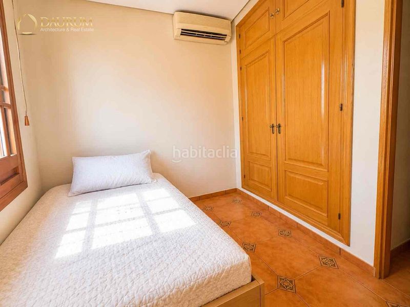 Foto db401dc8-b8f8-45a0-b241-b780eb723562. Casa amb calefacció aparcament a Avenida Juan Diego Bormujos