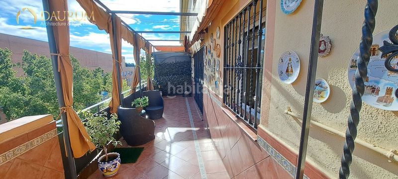 Foto baecae3b-b6cf-404d-be15-7f9a47c7ed57. Duplex con riscaldamento parcheggio piscina in Urbadiez - Entrepuentes Sevilla