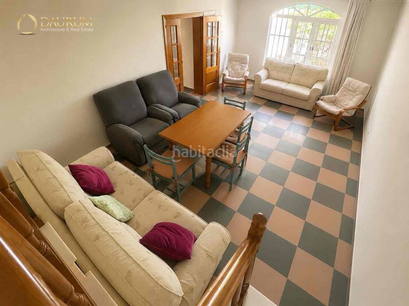 Foto 54c4a625-c05e-4624-8e73-f9a8b4867cc4. Casa amb aparcament a La Hacienda - Nueva Andalucía Dos Hermanas