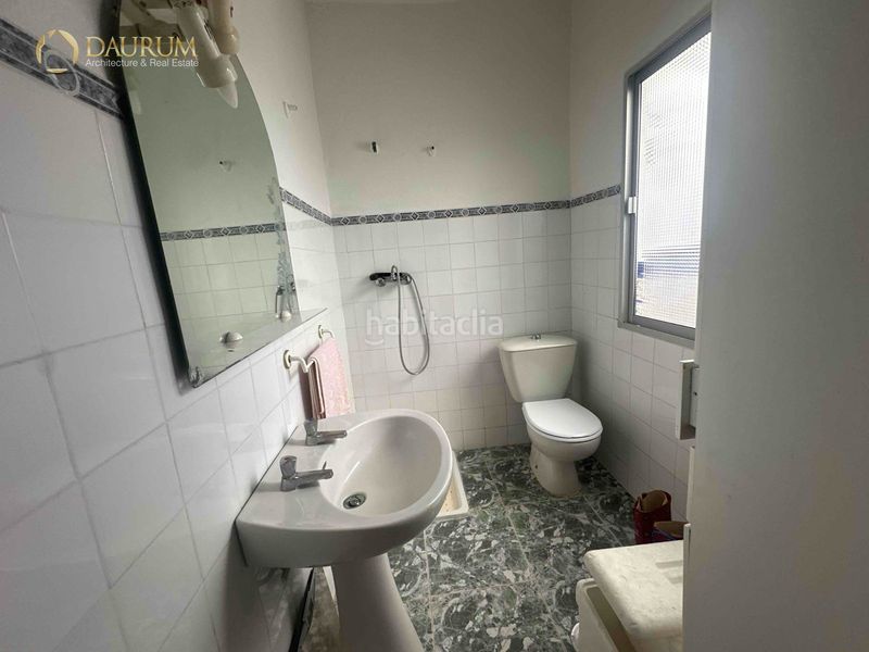 Foto fad53d1e-c349-4b0f-8b00-35923eb20e69. Casa amb aparcament a La Hacienda - Nueva Andalucía Dos Hermanas