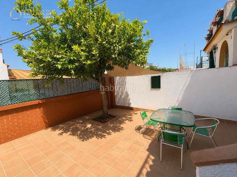 Foto ff5ae6c0-e793-4e40-a706-becea906d1ea. Casa amb aparcament a La Hacienda - Nueva Andalucía Dos Hermanas