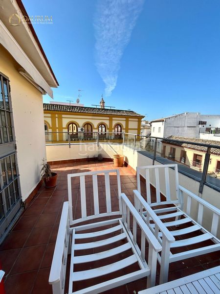 Foto 249cece4-ce4b-4a5c-927a-5e77fdfb5f05. Casa amb aparcament a Feria Sevilla