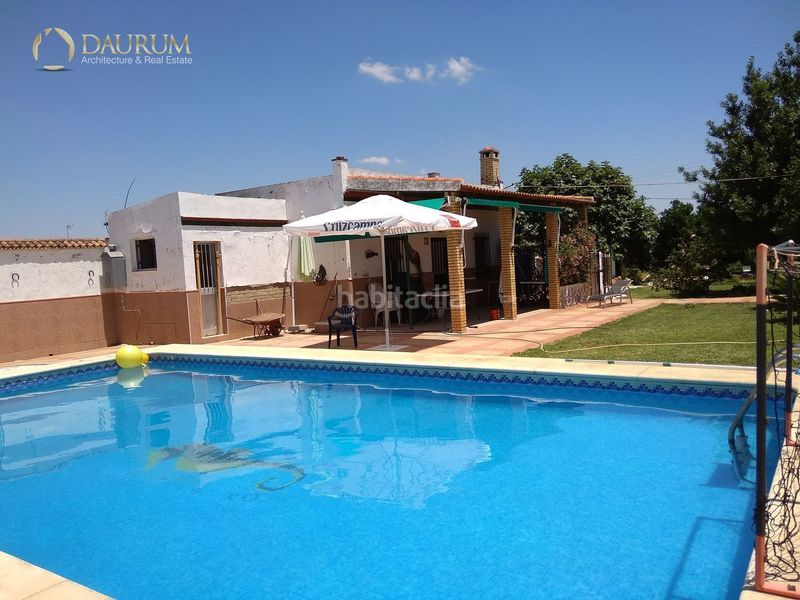 Foto a7b9591a-8222-4329-a039-b8dfbca3ba3d. Xalet amb calefacció aparcament piscina a Umbrete