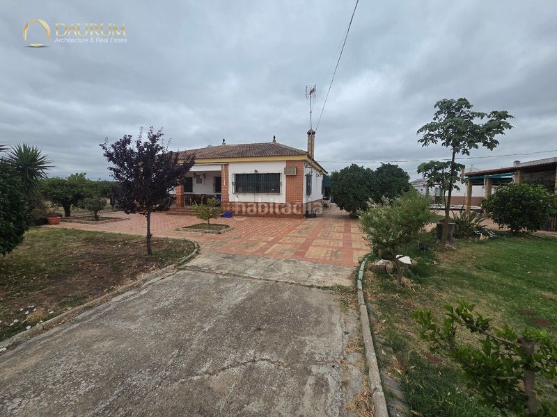 Foto e960c12c-f61d-47be-8612-5241b5367518. Xalet amb calefacció aparcament piscina a Umbrete