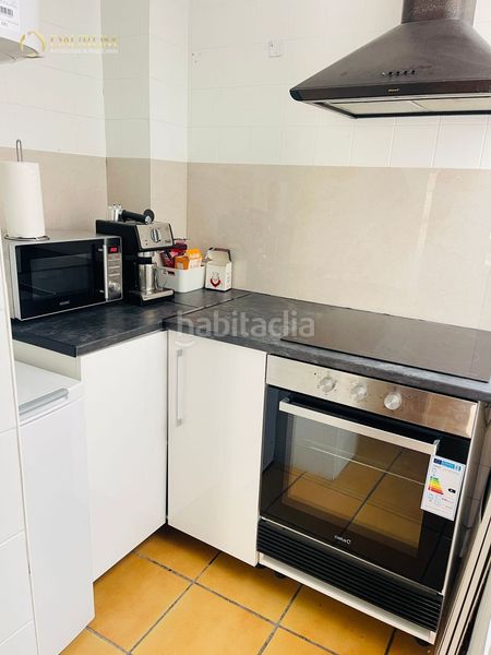 Foto 01fb71d3-f51f-4875-910b-430da3e9b976. Pis amb calefacció a El Torrejón - El Cerezo Sevilla