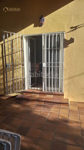 Foto 5e73fc75-0429-41fa-bcab-c115572b5f56. Casa aparellada amb aparcament a Gelves