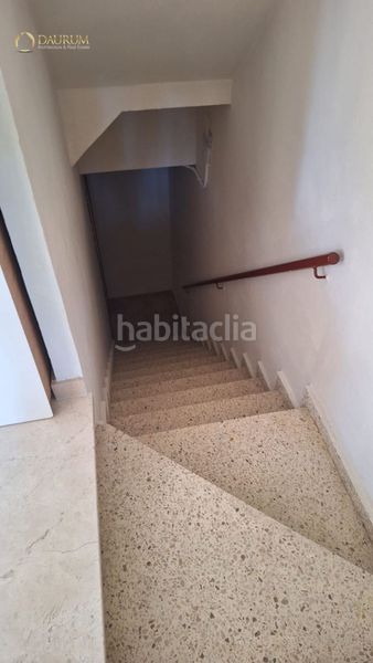 Foto a1c9a16d-4134-4834-8d5b-9092aaec0cac. Casa aparellada amb aparcament a Gelves
