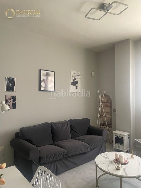 Foto 2b744335-dd30-4789-adcb-e7c567d119e0. Apartament amb calefacció aparcament piscina a Parque Alcosa Sevilla