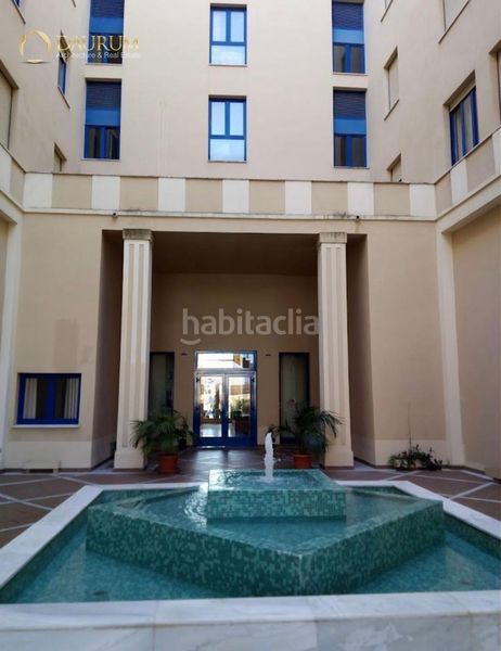 Foto 5cedee67-8bc4-4dc3-b149-367c1d8b796c. Apartament amb calefacció aparcament piscina a Parque Alcosa Sevilla