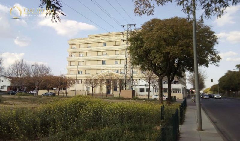 Foto b0d20bef-b545-4a3b-afc2-fad455916fb8. Apartament amb calefacció aparcament piscina a Parque Alcosa Sevilla