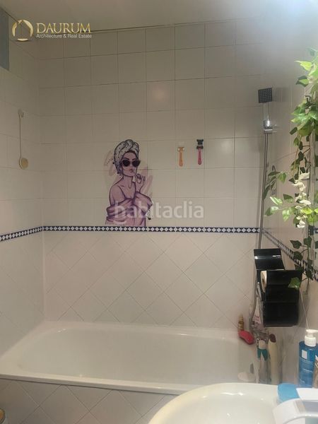 Foto cd855382-1cd2-4cfe-93df-59627bed3767. Apartament amb calefacció aparcament piscina a Parque Alcosa Sevilla