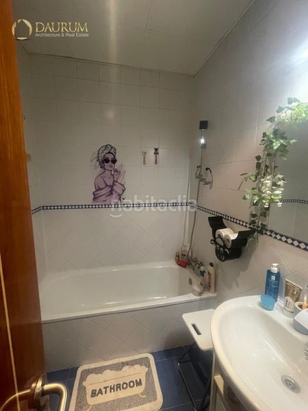 Foto dc7ef5d9-937e-457b-aef1-9614dc5889b2. Apartament amb calefacció aparcament piscina a Parque Alcosa Sevilla
