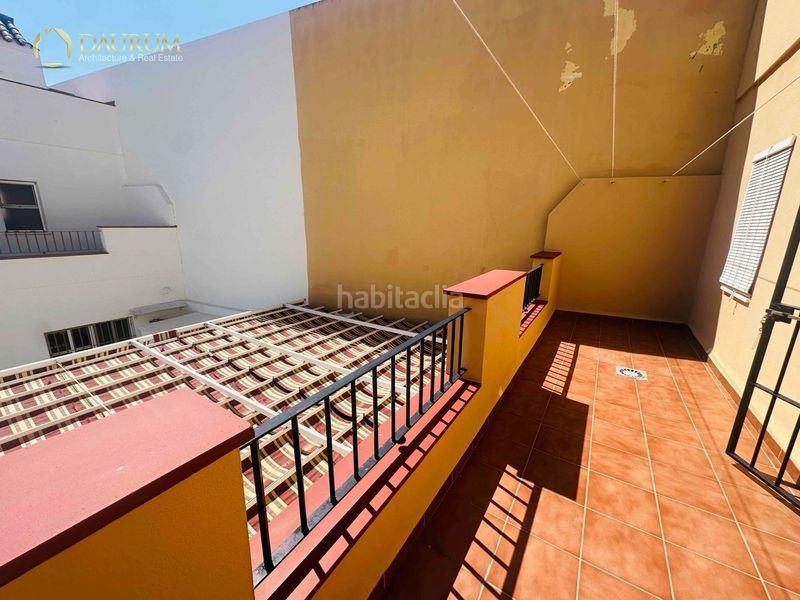Foto d8b476a1-7ade-4079-b52b-609c554a8bca. Casa amb aparcament a Rinconada (La)