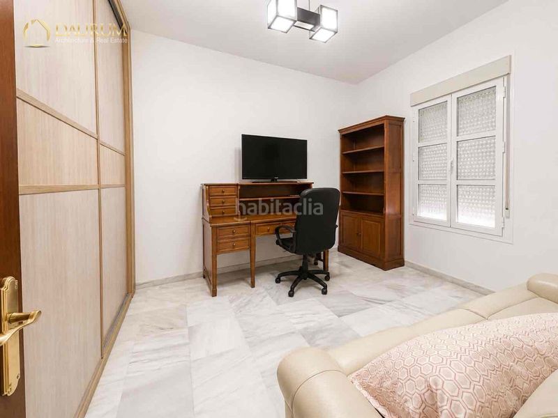 Foto e0bd8f28-3322-44b2-afea-1419d52beaac. Casa amb aparcament a Rinconada (La)