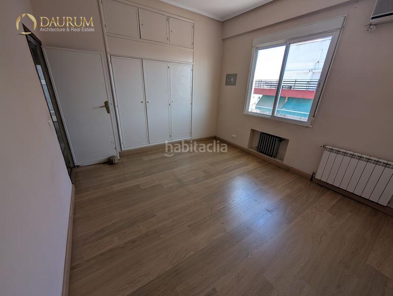 Foto 68aa3fd3-4abe-4d35-9f45-da73eda77d82. Flat with heating parking in Los Remedios Sevilla