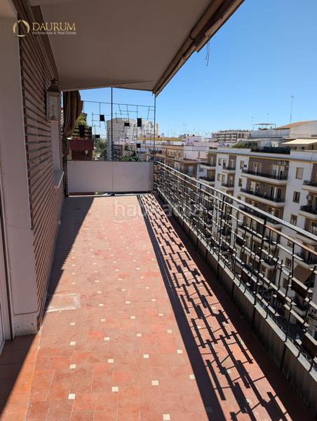 Foto b62d961e-78e4-4d32-a888-f03b4fedab70. Flat with heating parking in Los Remedios Sevilla