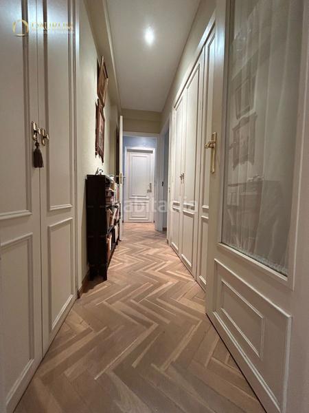 Foto 46c075ea-315e-4cfc-a000-20b6bca74b2a. Piso maravilloso piso de 4 habitaciones en reina mercedes. en Sevilla