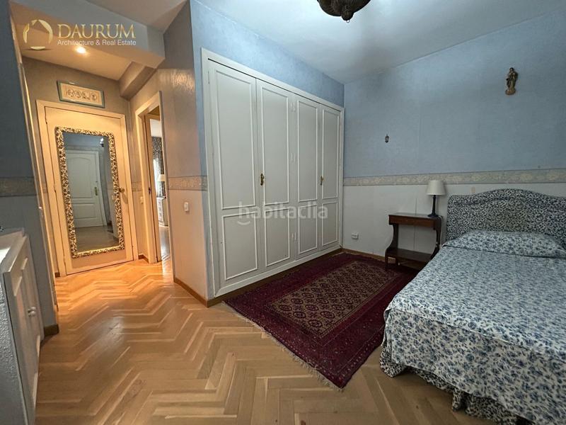 Foto 53b5df8e-909b-45b7-9f61-9f9afdb101b2. Piso maravilloso piso de 4 habitaciones en reina mercedes. en Sevilla