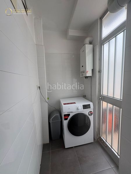 Foto d7cf10eb-a50e-41bc-a77e-9cfc0dfd3e0e. Pis amb calefacció a Triana Este Sevilla